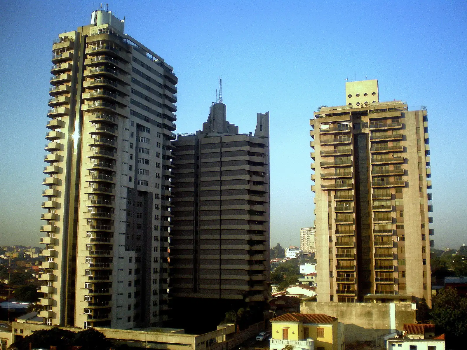 Alugar apartamento no Paraguai: bairros e preços 2026