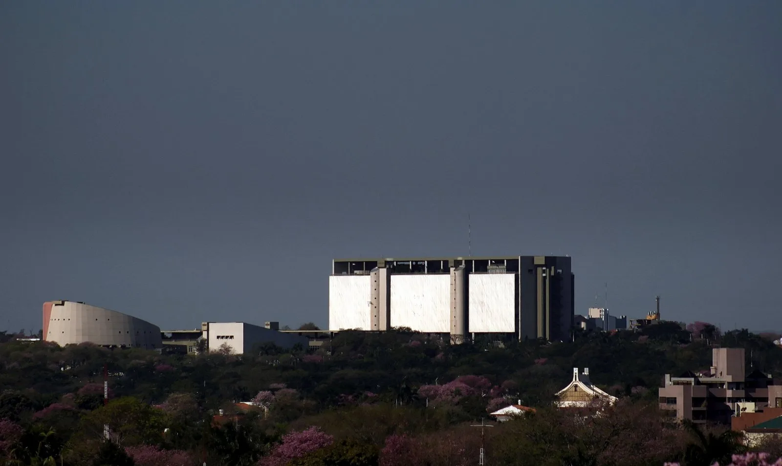 Sede do Banco Central do Paraguai em Assunção, cuja Superintendencia de Valores habilita as entidades da categoria financeira do Investor Pass