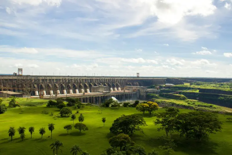 Comércio de fronteira em Ciudad del Este: guia 2026