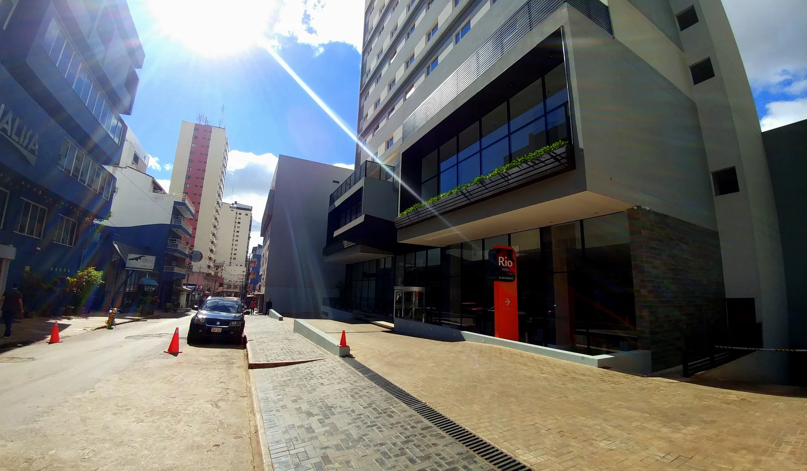 MigraMóvil abre 1.250 vagas de residência em Ciudad del Este